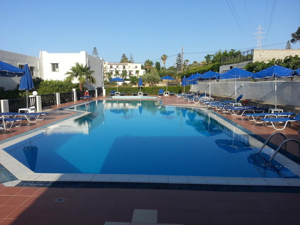 Dimitra Hotel Chersonissos Buitenkant foto